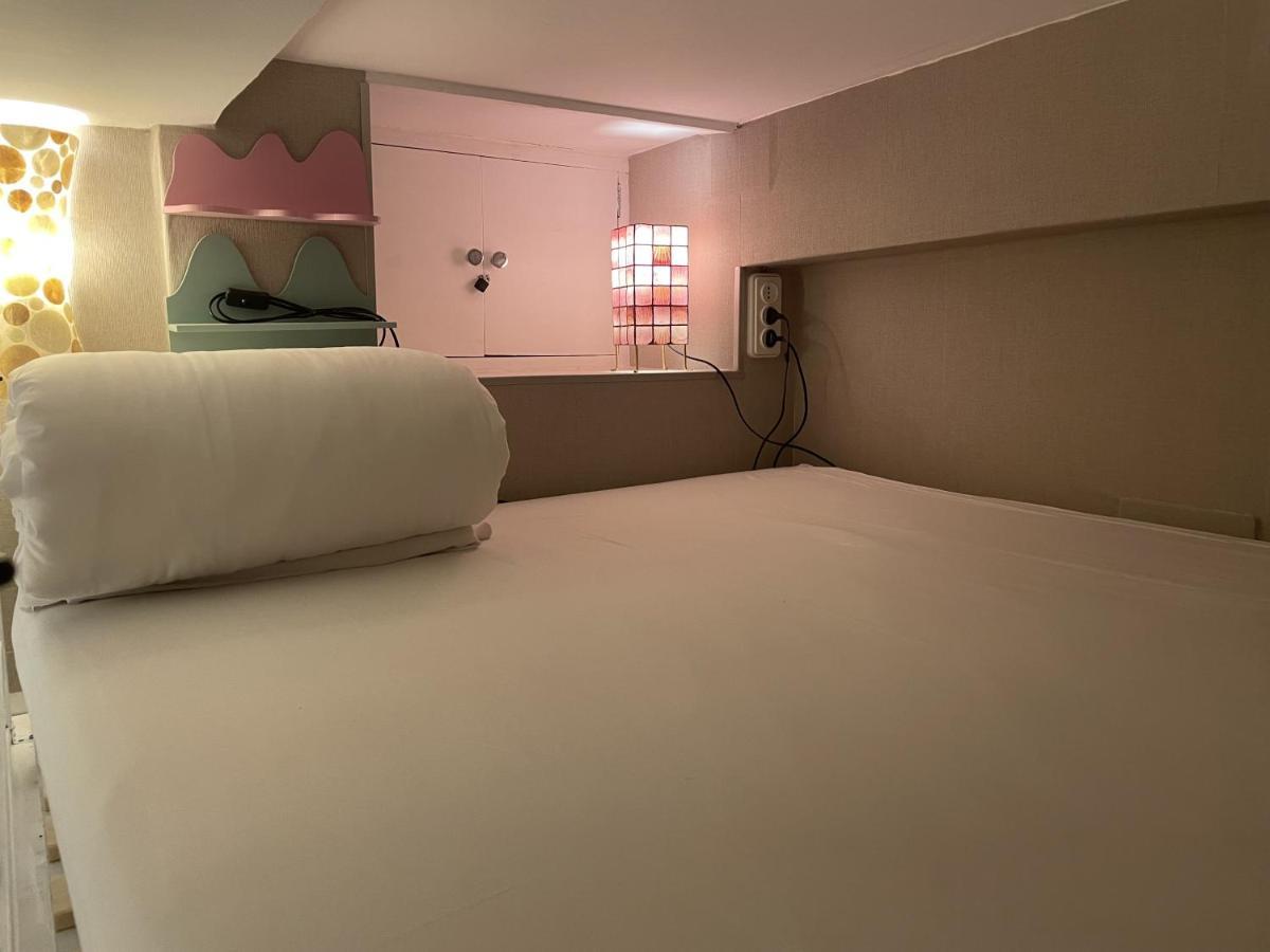 Cozy & Modern Flat Apartment - Madrid Center - Rastro - La Latina エクステリア 写真